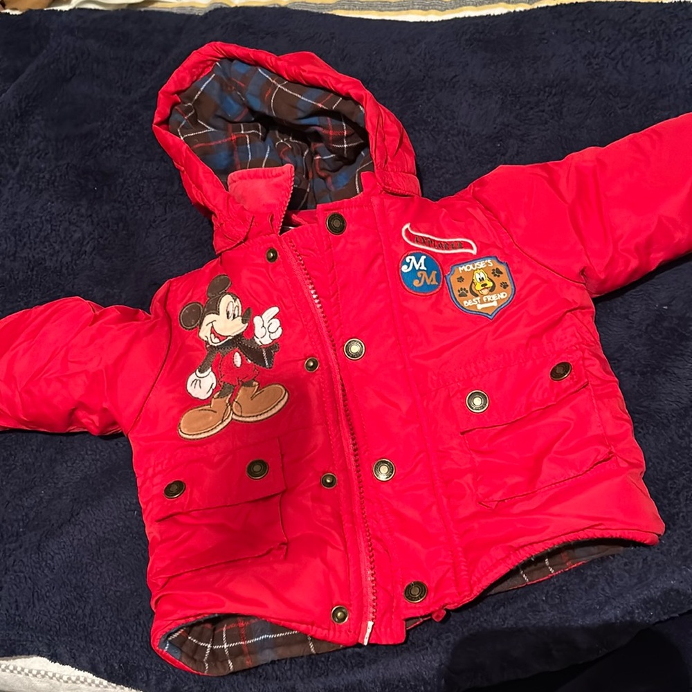 Disney puffer jacket size 0-6m